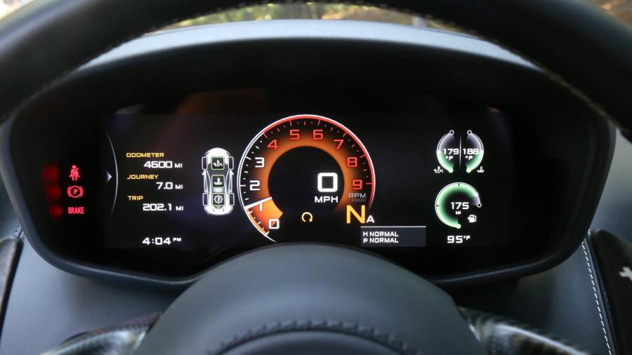 Панель приборов McLaren 570GT 2017 года  (NA) (фото 19 из 34)